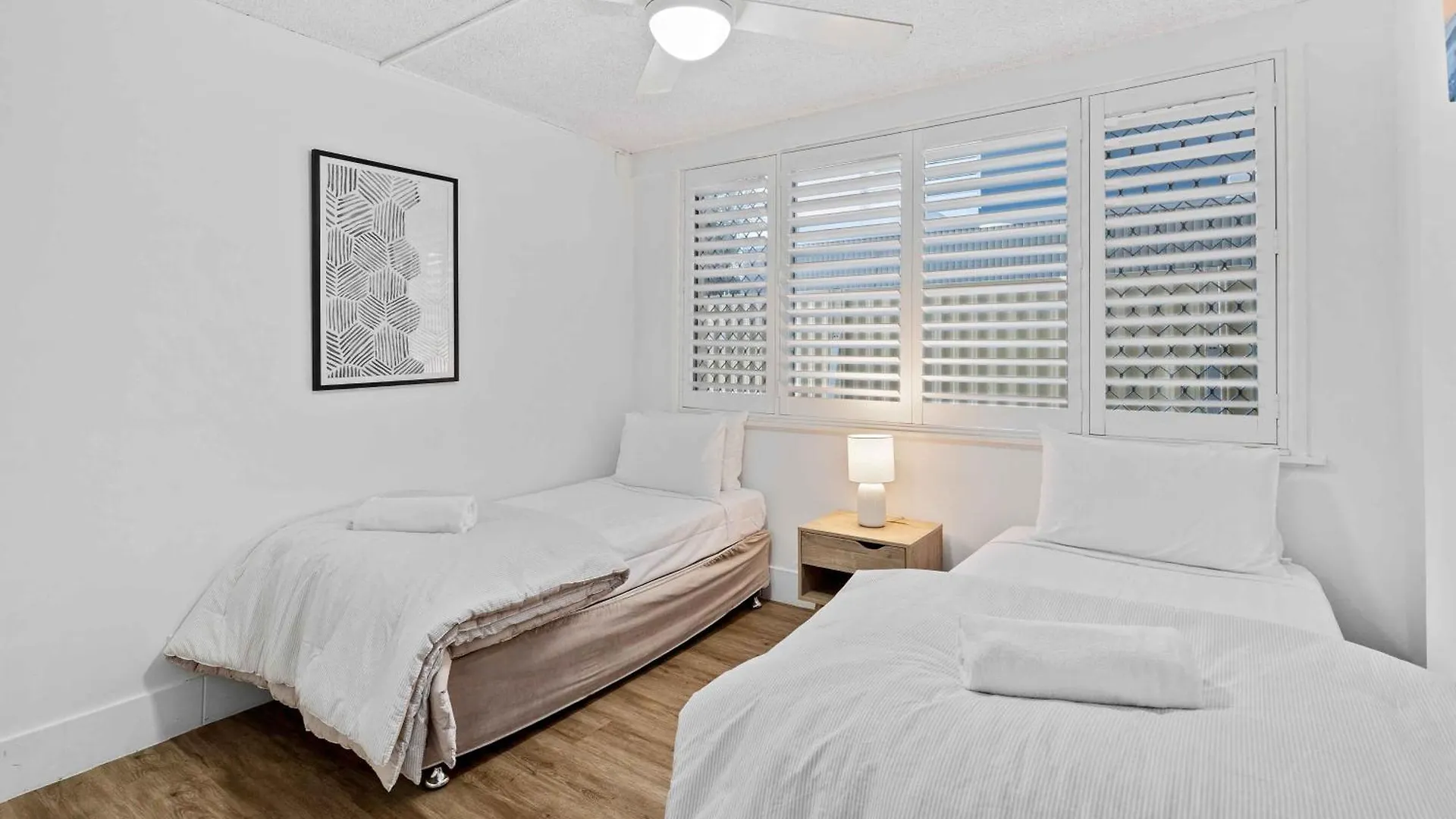 3 Bedroom Beachfront At Wyuna Apartments Guldkusten